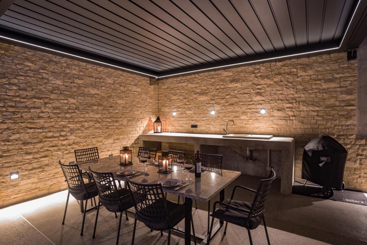 Villa Dispet With Heated Pool, Jacuzzi, Sauna And Cinema Celina Exterior foto